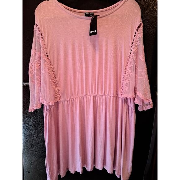 Torrid Size 4 = 4X NWT Knit crew neck lace dolman sleeve babydoll top - Picture 1 of 10